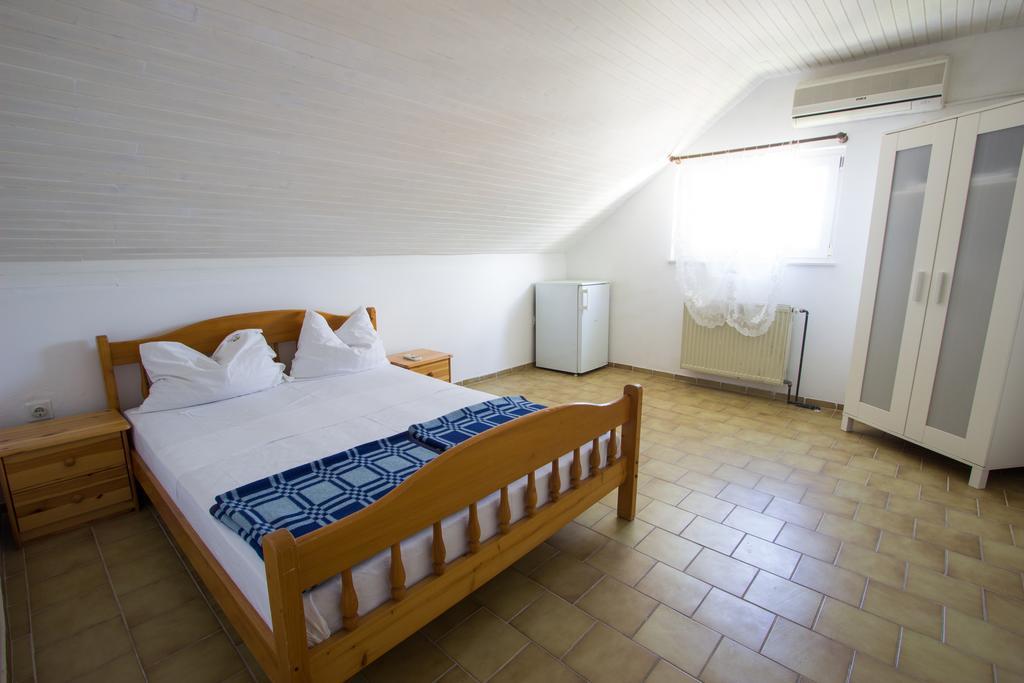 St. Roko Guest House Donja Lastva Exterior foto